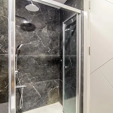 Dreamy Flat Close To Shopping Malls In Avcilar Istanbul