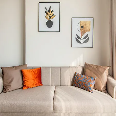 Dreamy Flat Close To Shopping Malls In Avcilar *